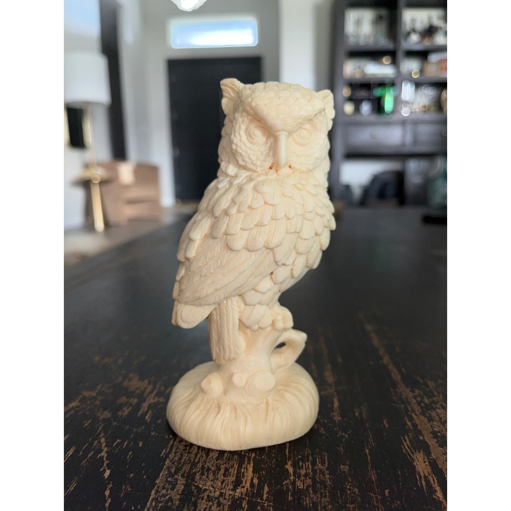 Vintage A. Santini Italy Owl Figurine Alabaster Resin Sculpture Cream 5.5 Inch